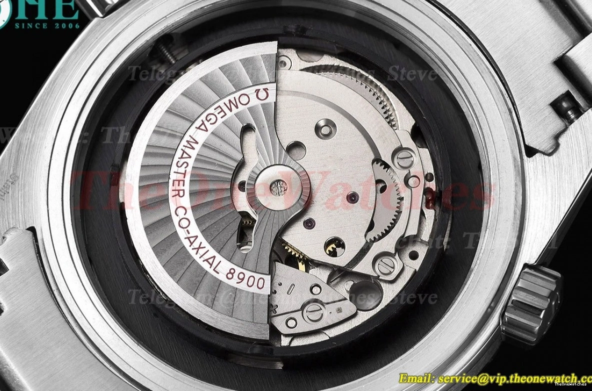 GDF Black 43mm 600m SS Seamaster SS Stk MY8215 0306